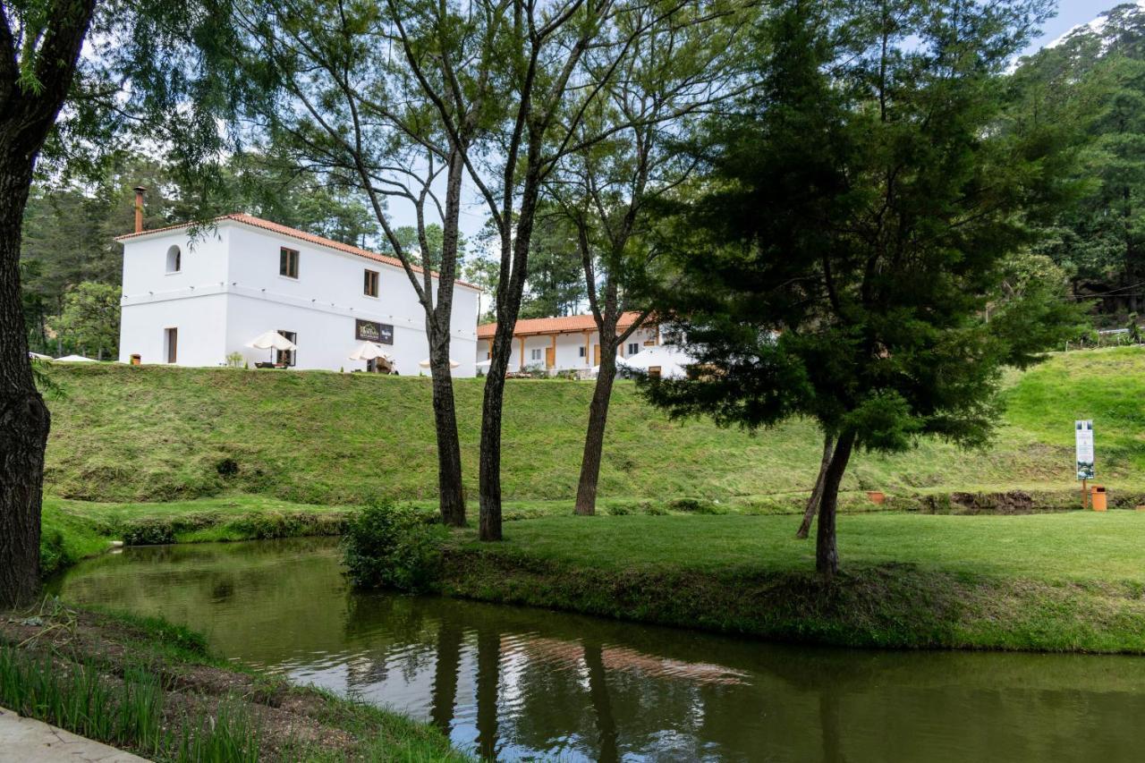 Casa Montana Hotel Chichicastenango Exterior photo